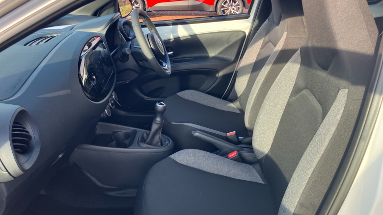 Toyota Aygo X 1.0 VVT-i Pure 5dr Petrol Hatchback